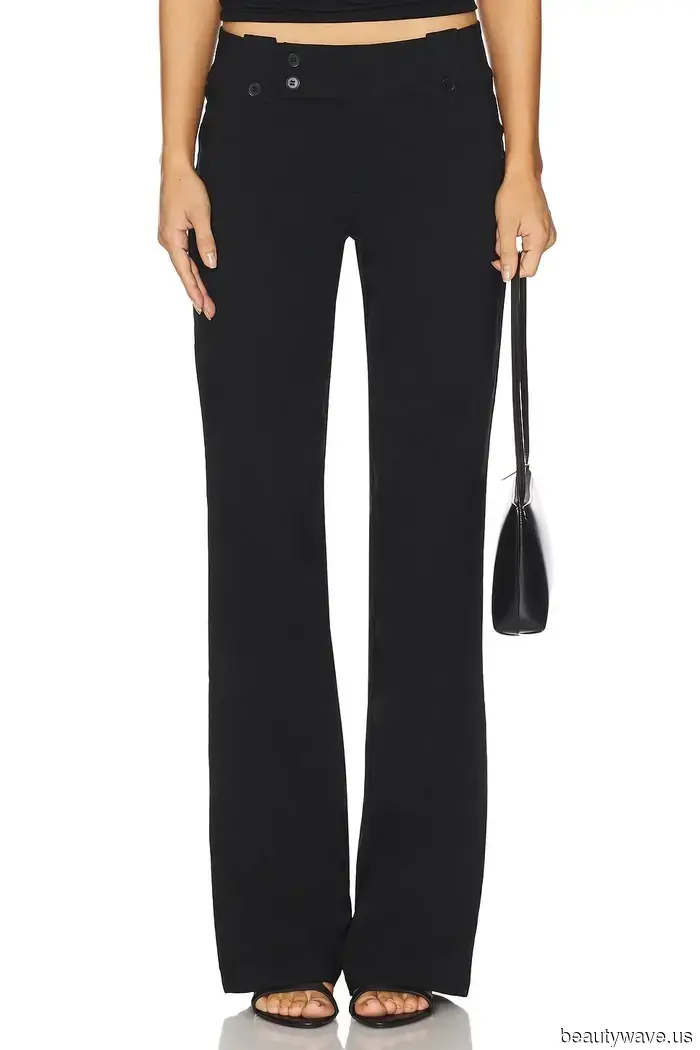 Just so you know: These are the specific bootcut pants that stylish girls are sporting this spring.