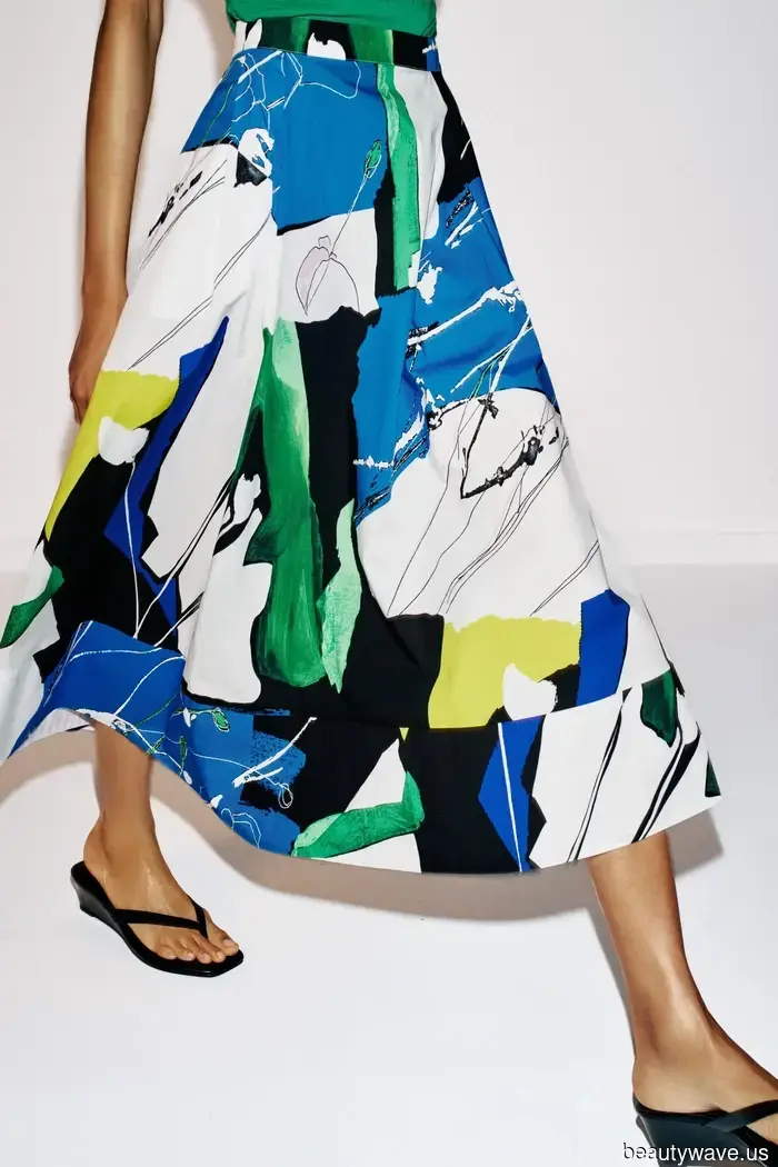 8 Print Trends for Spring 2026 That Every Fashionable Individual Is Already Sporting