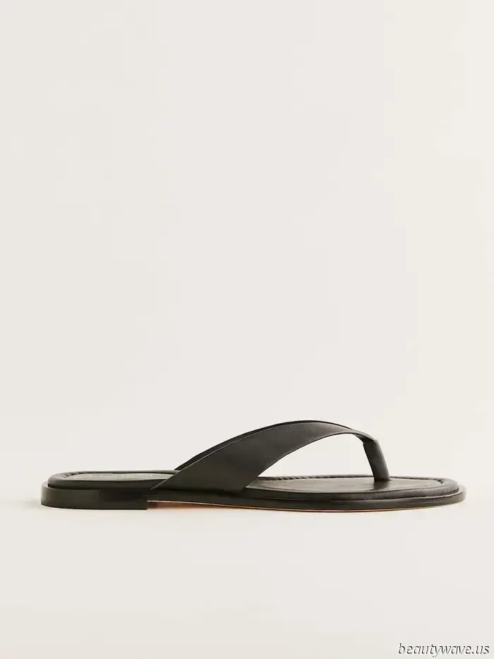 Folks in L.A. understand that pairing flip-flops with this "outdated" jeans trend gives it a refreshing twist.