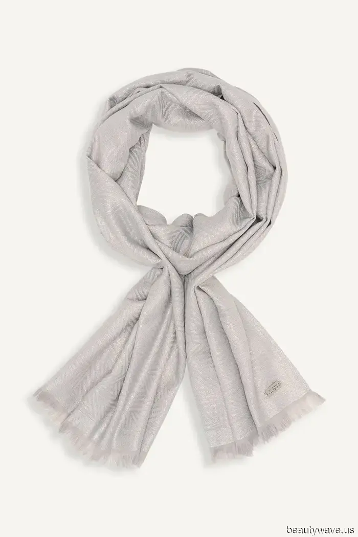 27 Cozy Autumn Accessories I'd Sport at All the Trendiest Spots in NYC