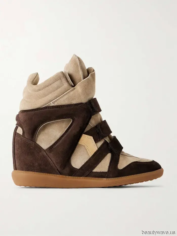 French Women Have a Hidden Affection for Sneakers—5 Summer Trends They’re Now Frequently Embracing