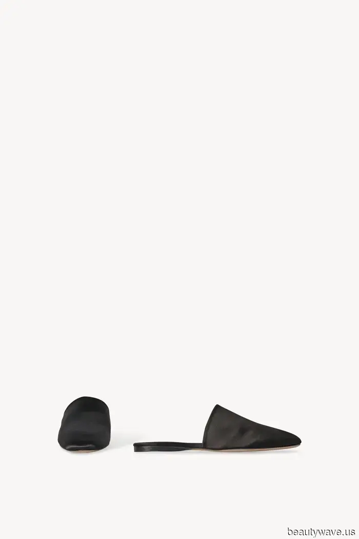 New The Row Alert! Here are the Early Autumn Bags and Shoes That Are About to Cause a Stir.