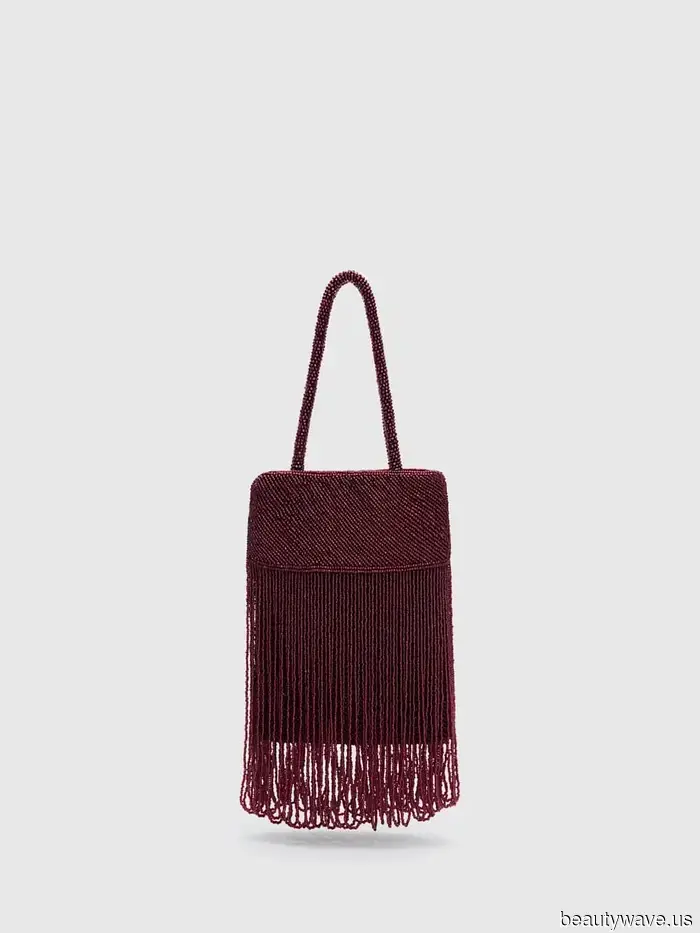 Fondamentalmente, tutto ciò che le persone della moda vogliono in questo momento è perline, e questi sono i loro preferiti.