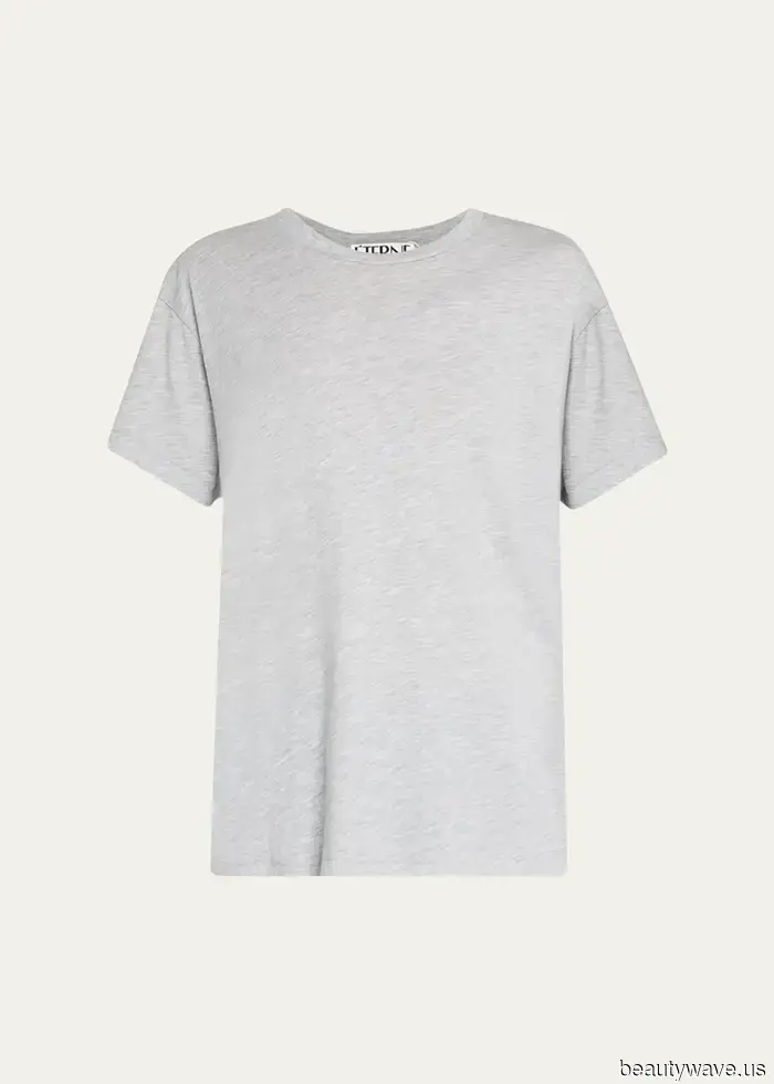 Девушки знают, что ношение удобных штанов этого цвета вместо черного означает более стильные наряды.