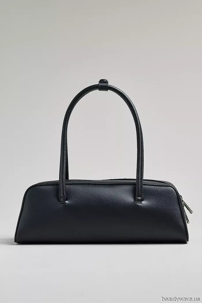 From Sweden to London: The Unexpected Jeans Color That Europeans Are Choosing This Fall