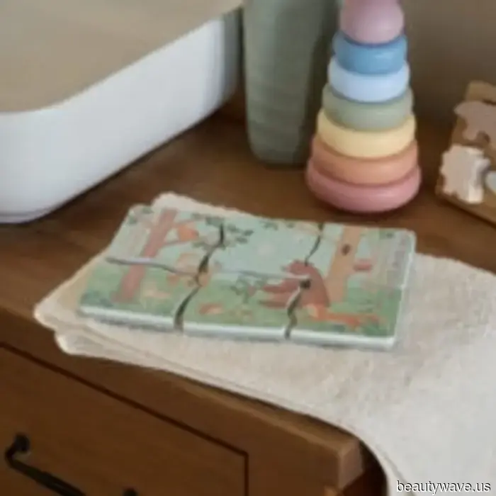 Il marchio edda ha presentato una novità unica: giocattoli puzzle per il bagnetto.