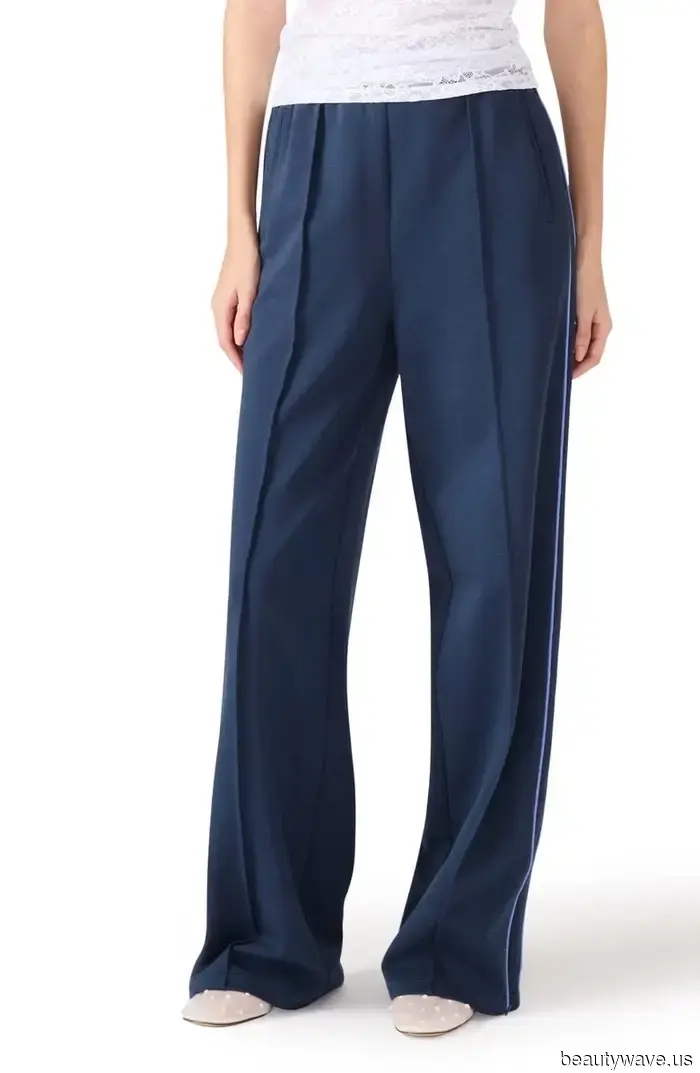 Le ragazze che "capiscono" a Londra e Palm Springs indossano questa tendenza dei pantaloni anti-denim con mocassini e mule.