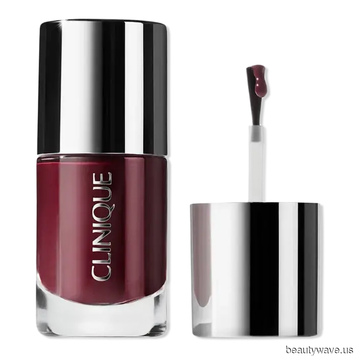 Paige Lorenze Discusses the Popular $25 Lipstick She Always Has On Hand and Her Top Wedding Opinion