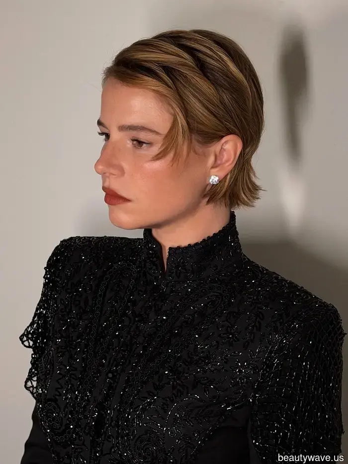 Dimentica le acconciature intricate&mdash;Queste 17 acconciature intrecciate chic sono molto più alla moda