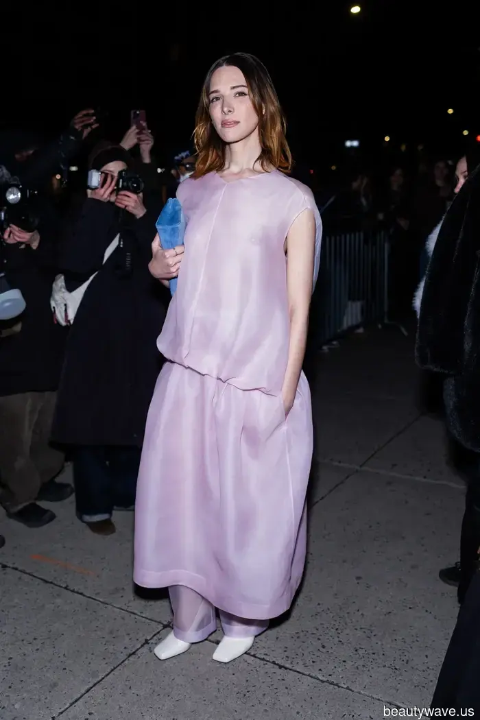 The "Barely-There" Look Has Returned—5 Tips to Perfect This Controversial Trend Beloved by Fashion Insiders for…