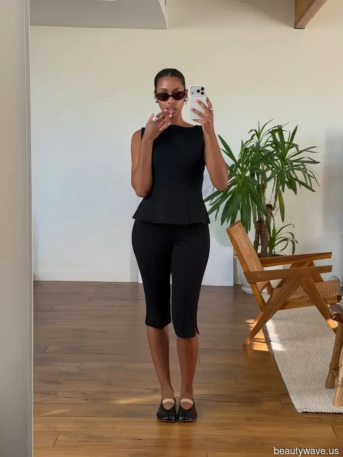 Apologies, but French women are opting for this "outdated" summer pairing of jeans and flip-flops instead.