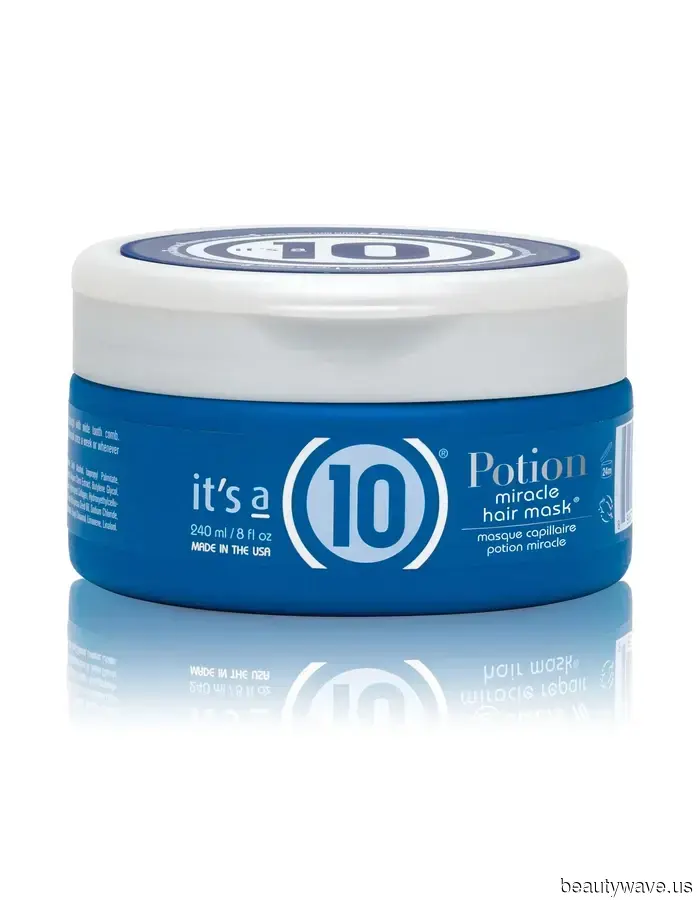 "Non ho paura di essere un camaleonte:" Khloé Kardashian sulla salute dei capelli e l'unico prodotto per lo styling…