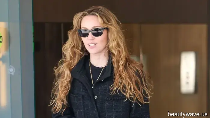 This is the 2025 style for sporting the ankle boot trend that everyone embraced four years back.