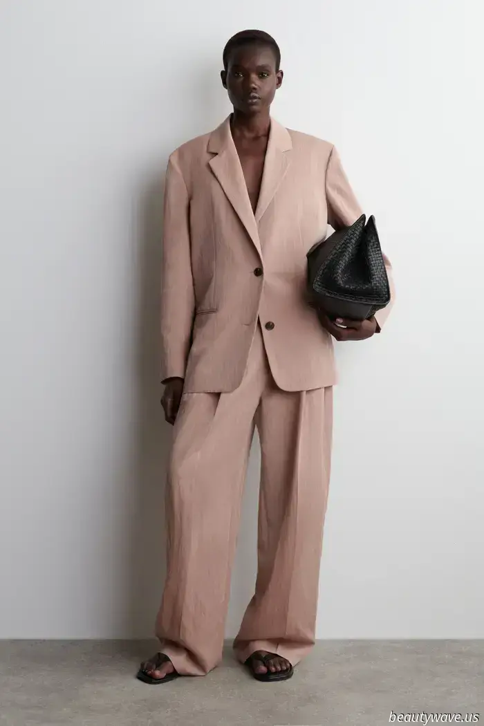  Probé los nuevos pantalones a medida de COS que se agotaron, y ahora están disponibles en dos elegantes tonos