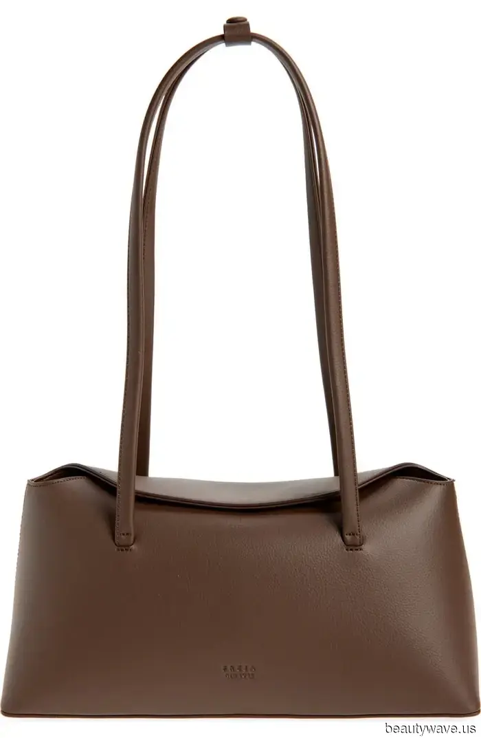 Every stylish woman is donning this "plain" yet sophisticated skirt—apologies to minis and maxis!