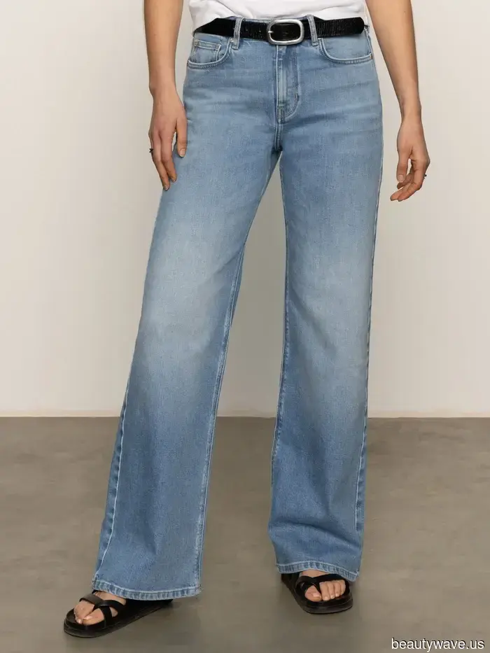 Cindy Crawford Indossa Questo Outfit in Jeans da Supermodella degli Anni '90 da 25 Anni&mdash;ed È Ancora Proprio Così…