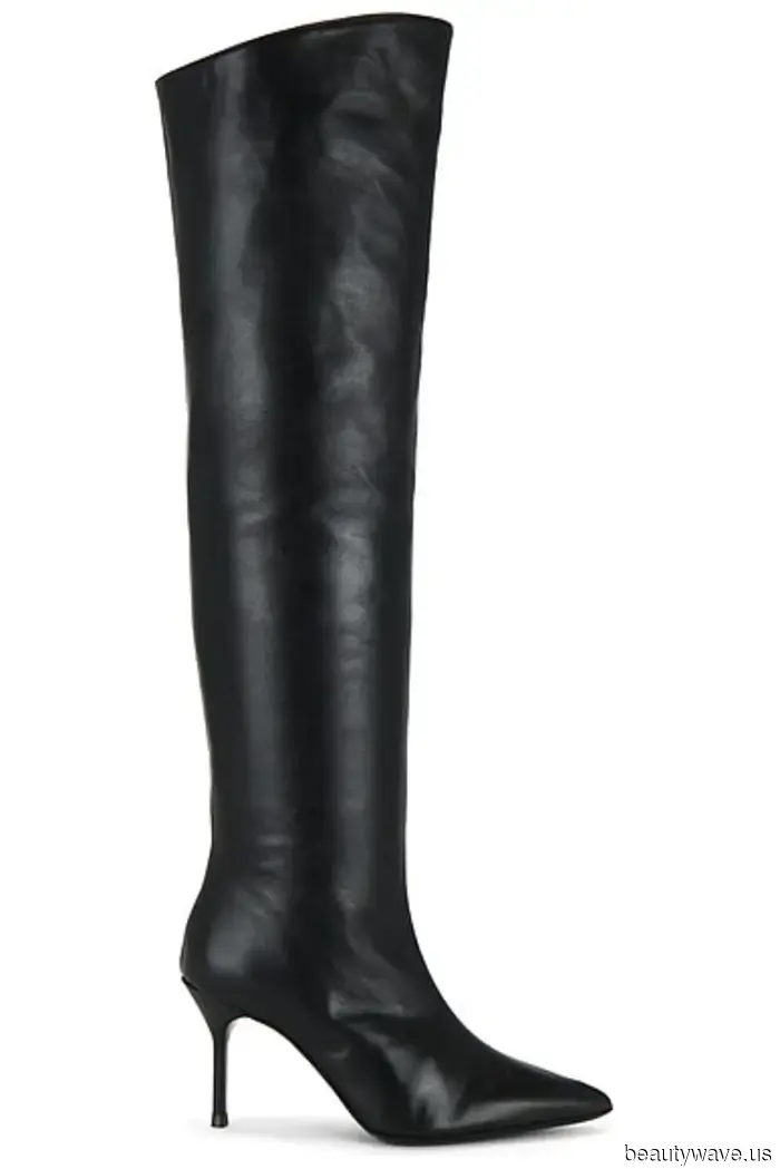 Indossare un cardigan preppy con questa tendenza controversa degli stivali lo rende dieci volte più cool.