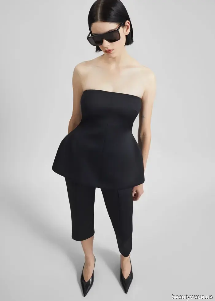Invece dei jeans, le persone a Parigi indossano questo elegante capo con ballerine e mocassini.