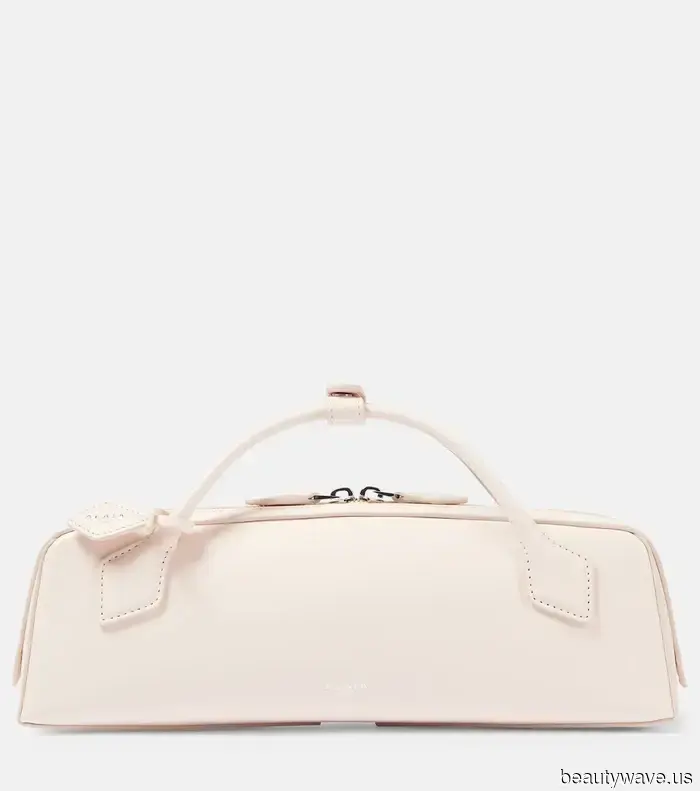 Si estás cansado de camisetas y pantalones cortos, este es el nuevo uniforme de verano para llevar con zapatillas.