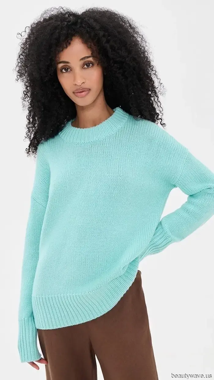 Seen on Every It Girl This Summer: The Beautiful Color Trend That Pushed Butter Yellow to Second Place
