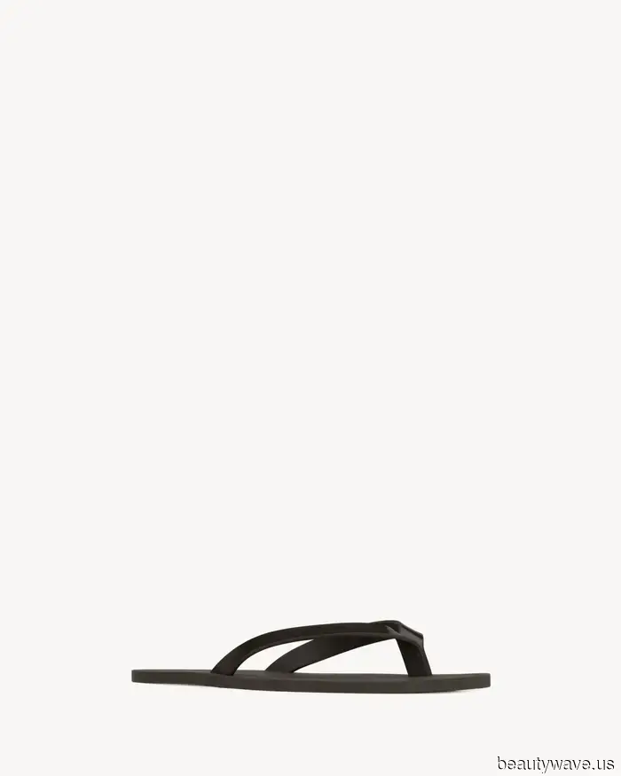 Nicht Ballerinas, nicht Slipper&mdash;It-Girls stylen ihre Jeans, Röcke und Shorts mit diesem mühelos schicken…