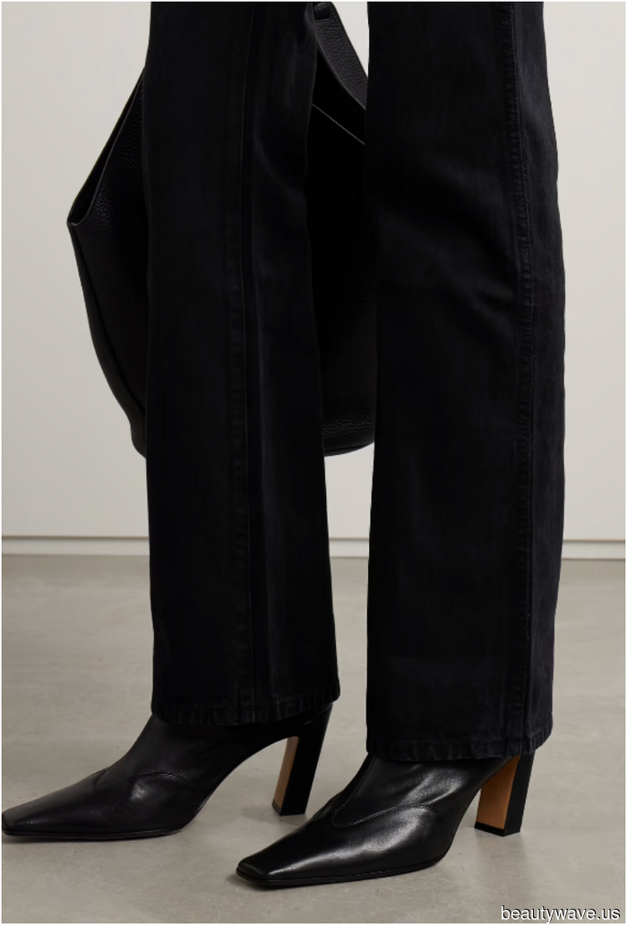 The Most Stylish It Girls (and It Boys) Are Now Adopting "Personality Dressing" Over a Standard Look.