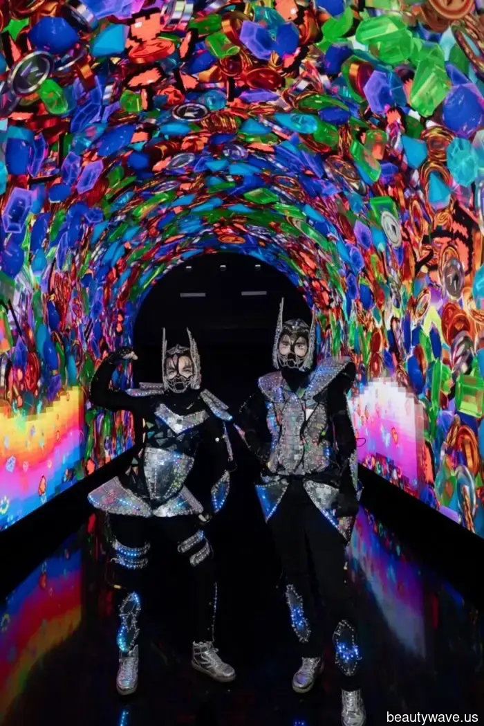 Drücke Start: eine neue interaktive Reise durch das Universum der Videospiele in LUMINARY