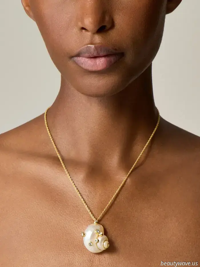 No joke, these 7 chic summer items always earn me compliments.