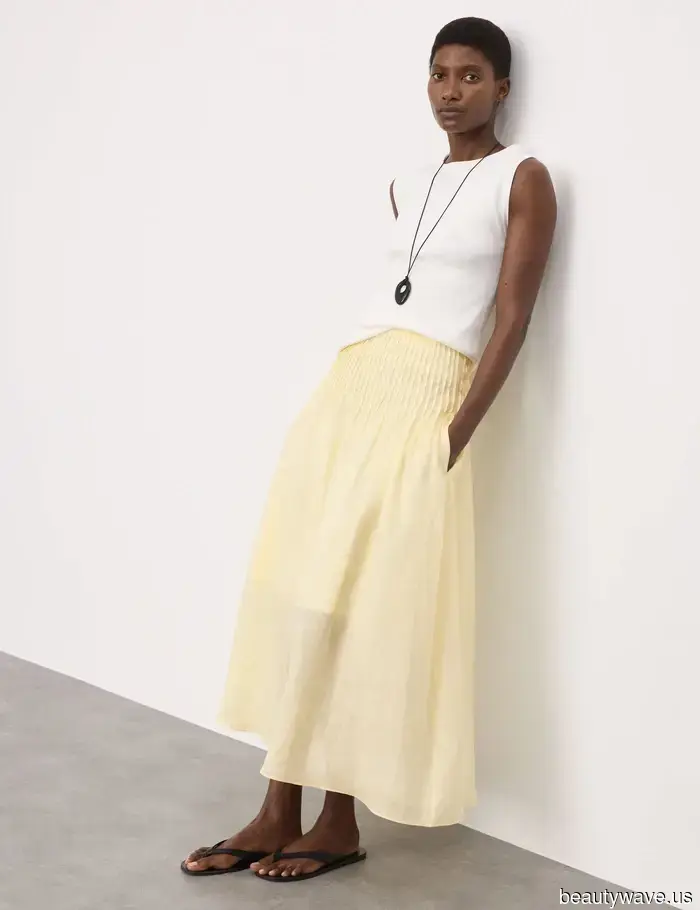 These Outdated "Unattractive" Color Trends Will Make Your Heels, Flats, and Sandals Appear Trendiest This Summer