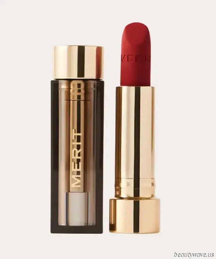 The Secret of French Women for Maintaining an Effortlessly Chic Look, Even on Their Most Relaxed Days