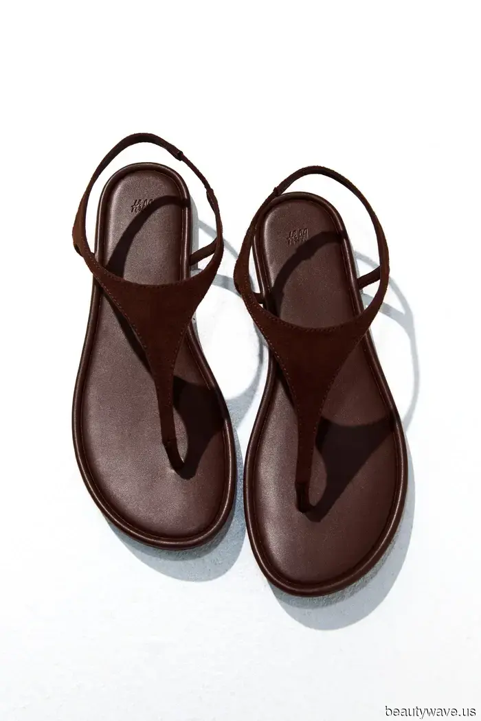 I'm Fed Up with Dull Feet—These 6 Stylish Sandal Trends Will Be Your Top Choice This Summer.
