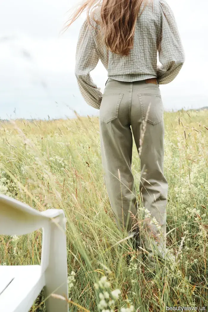 You Inquired, We Responded: The 6 Most Stylish Jeans Trends for 2026 to Be Aware Of