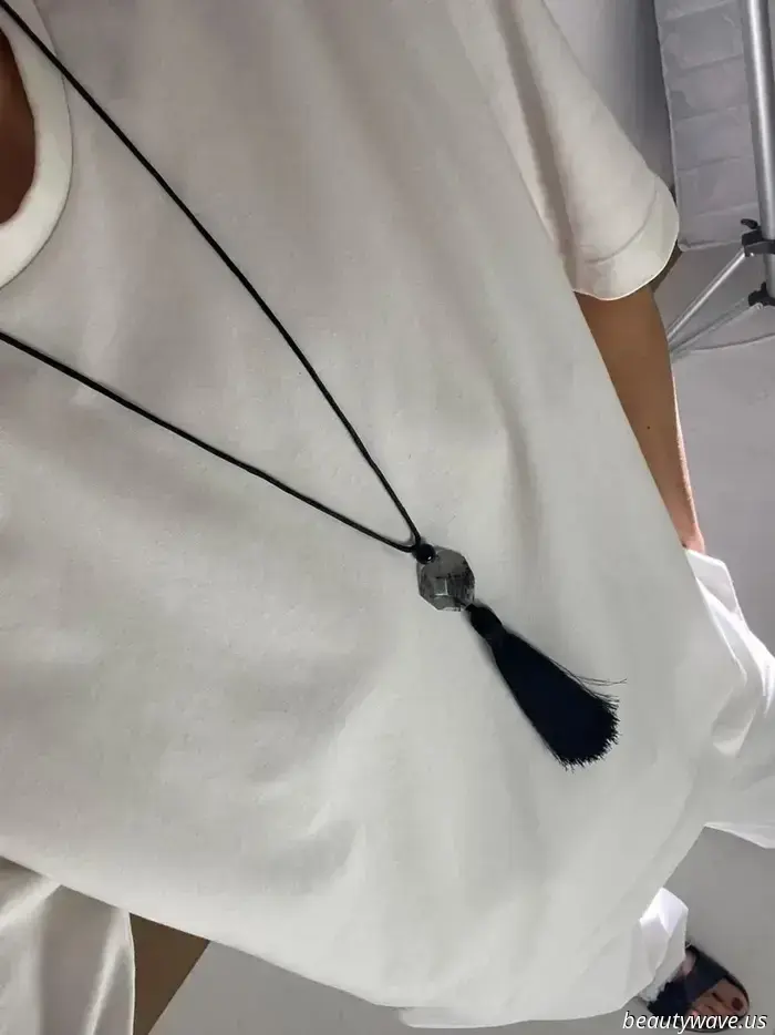 Out of the blue, everyone in the fashion world is sporting this jewelry trend—I recently discovered the most stylish option for less than $100.
