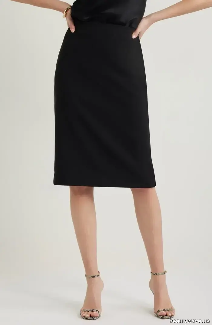 The Stylish 2-Piece Ensemble That Fashion-Forward Individuals Frequently Don in September