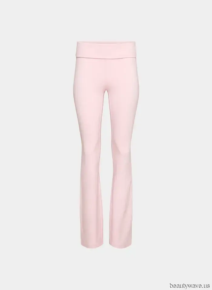 Tutti quelli alla moda hanno abbandonato questo stile di leggings&mdash;questo è ciò che indossano invece