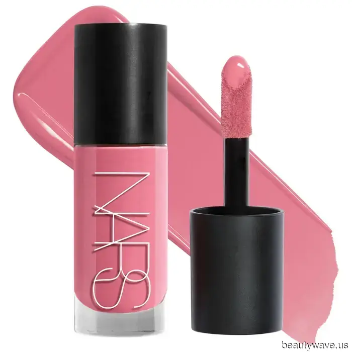 The 10 Must-Have Beauty Products This Summer, As Recommended by a Fashion Editor Passionate About Products