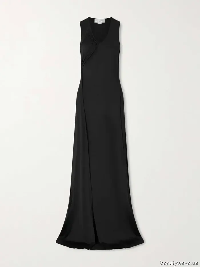 No Need for Velvet and Sparkles—VB Just Showed That This Minimalist Style Always Exudes Elegance.