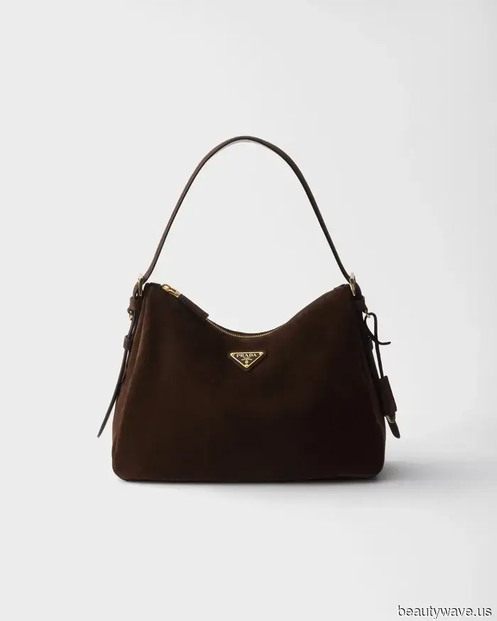 Skip the "Forget It" bags this fall—check out these 5 alternative bag trends that we believe are far more stylish.