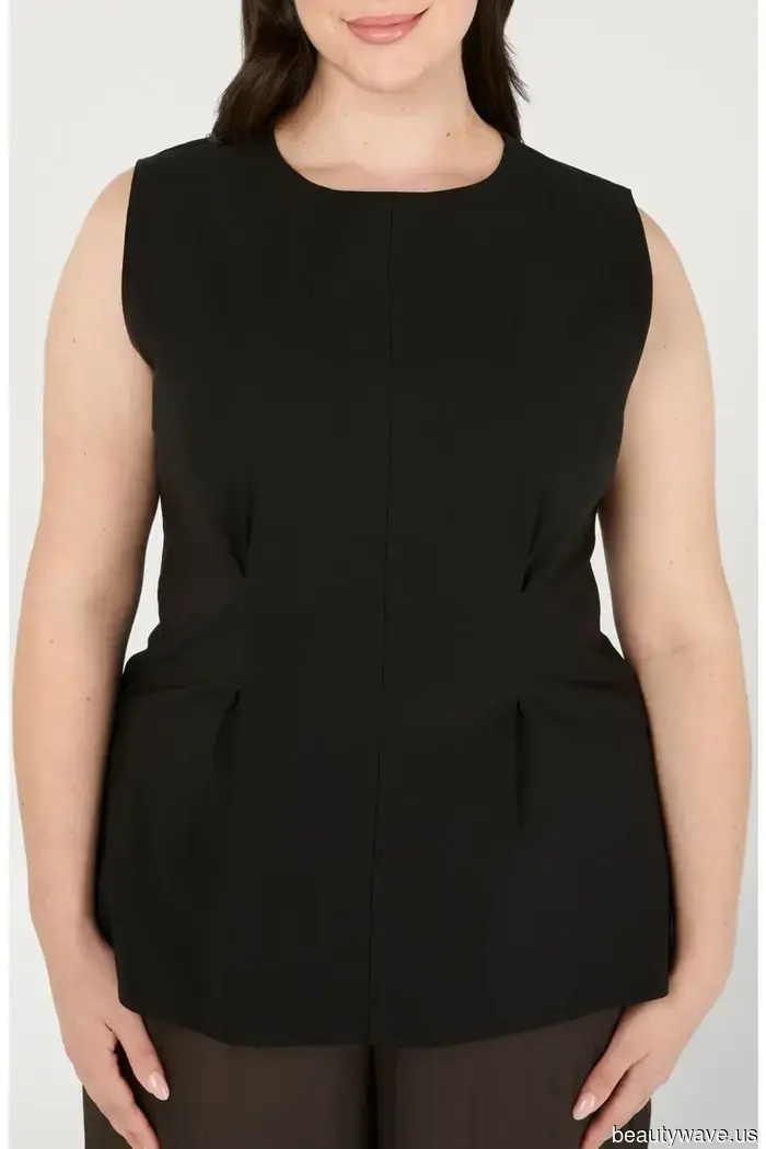 Parisian It Girls Concur: These Are the Micro-Trends That Are Significant This Summer