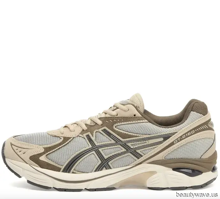 Goodbye, Sambas—In 2026, It Girls Will Only Combine These 5 Sneakers with Leggings