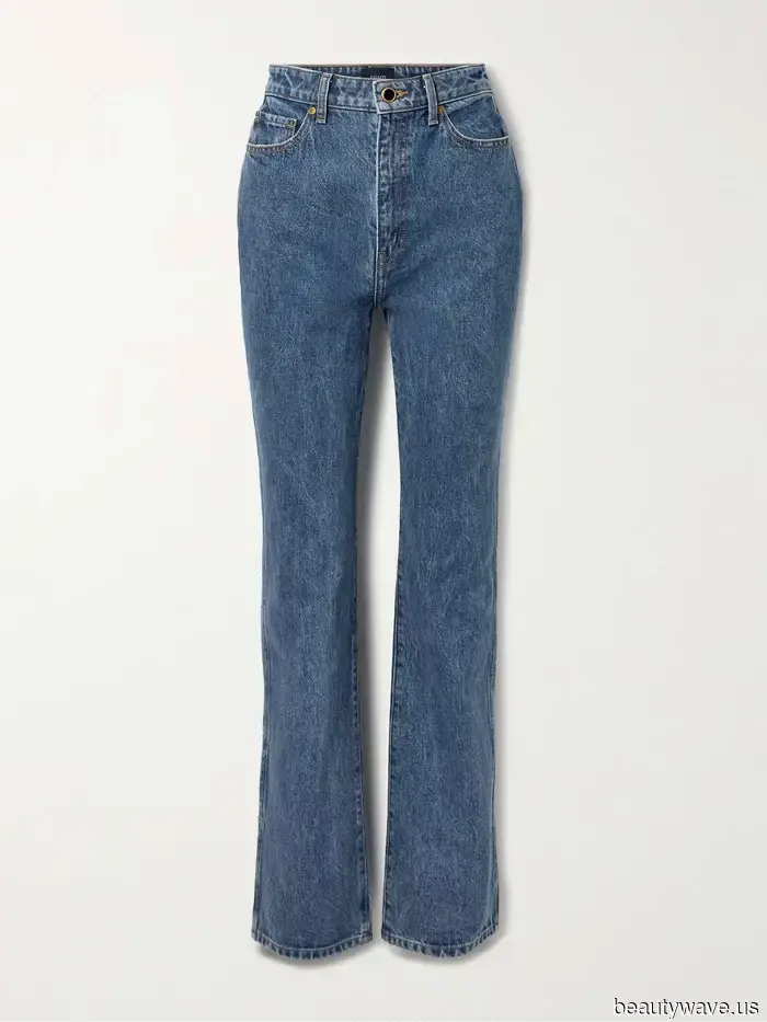 I'll be able to tell you're a fashion enthusiast if I spot you wearing jeans like *this* in 2025.