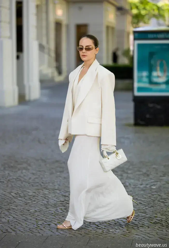 In Paris, this highly stylish sandal trend has just overshadowed ballet flats.