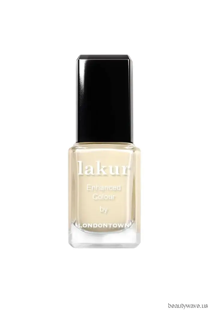 From Soft Petals to Moist Grass Blades—April's Popular Nail Shades Capture the Essence of Spring Foliage