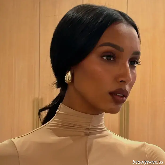 Jasmine Tookes Shared Her Lip Combo on Instagram—This Scandi-Girl Lip Liner is Essential.