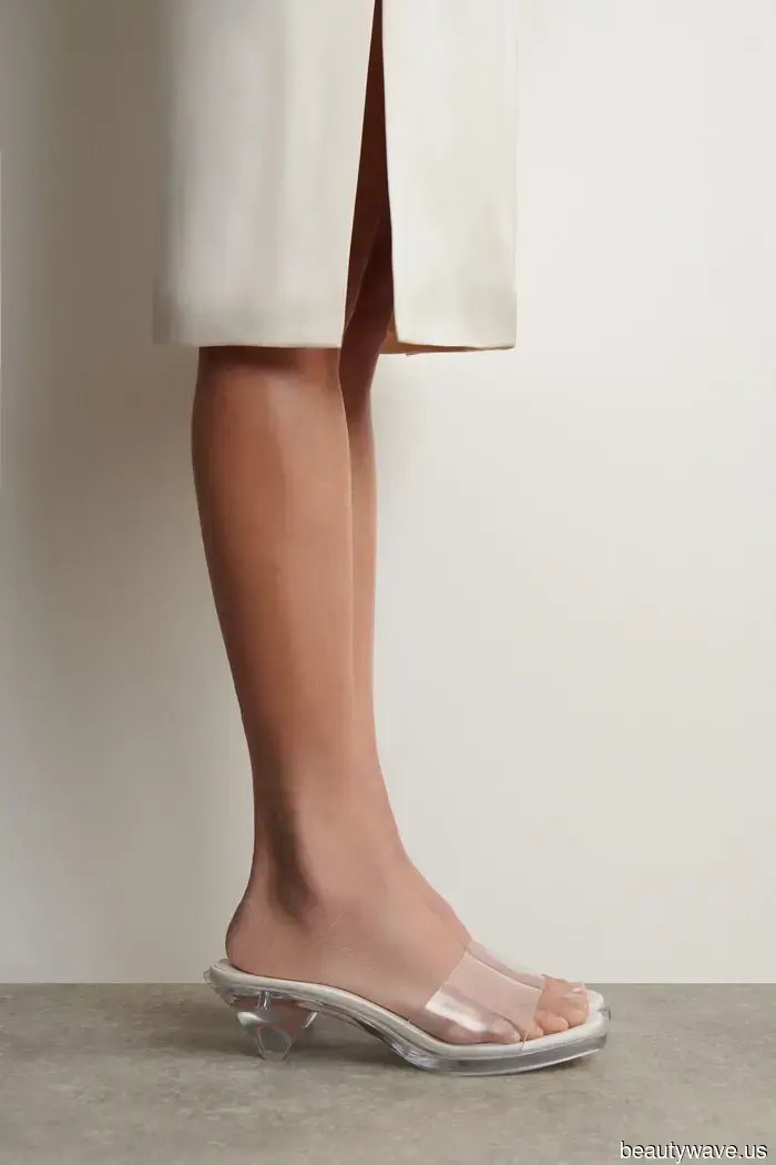 The Spring 2026 COS Show combines elements of American Gigolo and '90s Minimalism in a Seoul bathhouse setting.