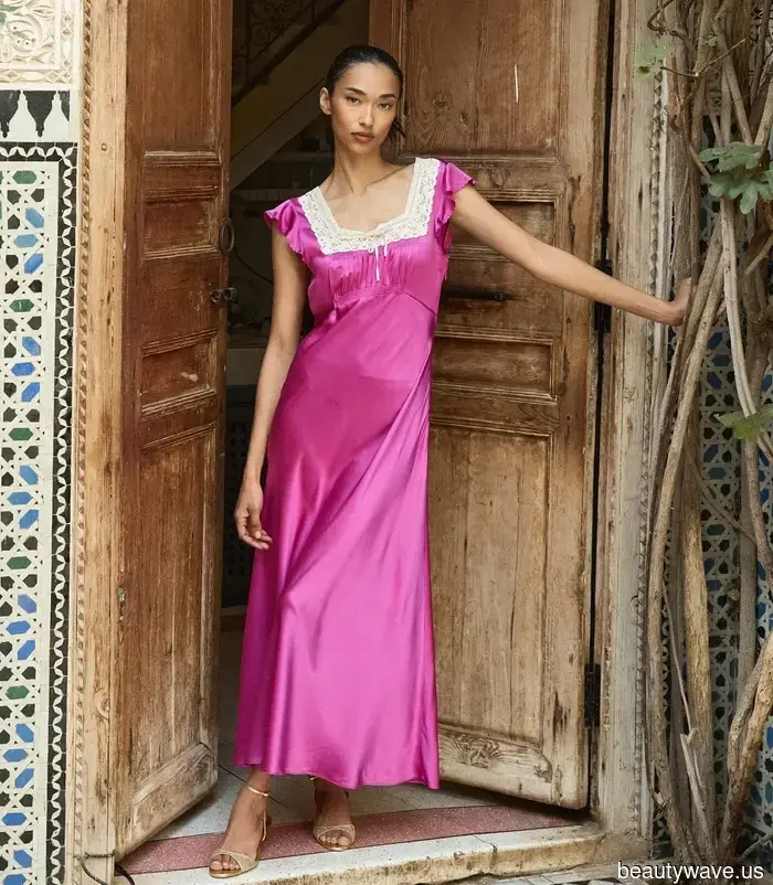 I'm Tired of Black and White—These Surprising Color Combinations Are Much More Stylish This Summer.