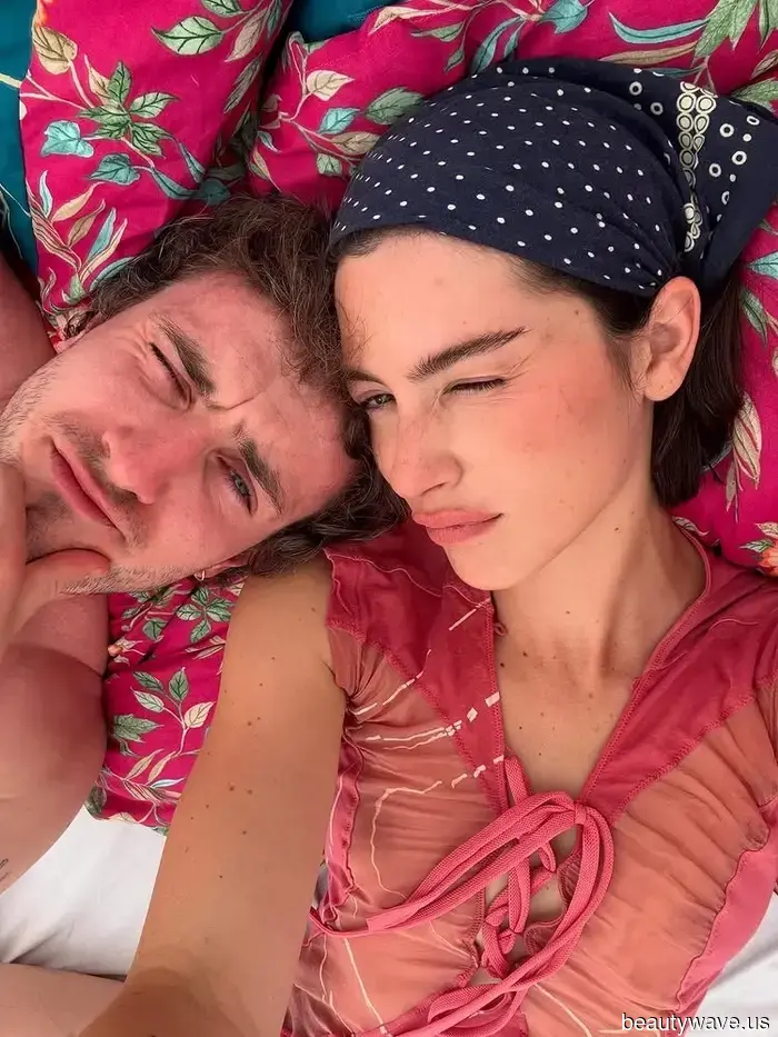 2025 was a remarkable year for celebrity fashion—these 11 couples stood out the most.