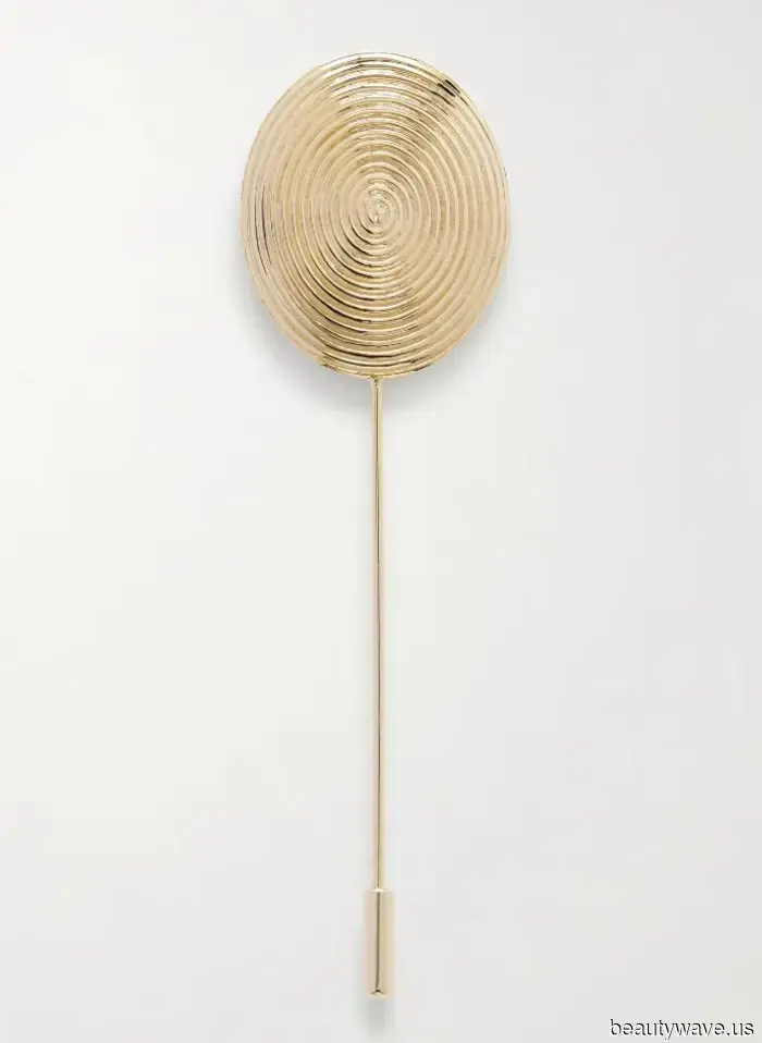 I have conducted the research, and these 7 micro trends are essential for enhancing your winter capsule wardrobe.