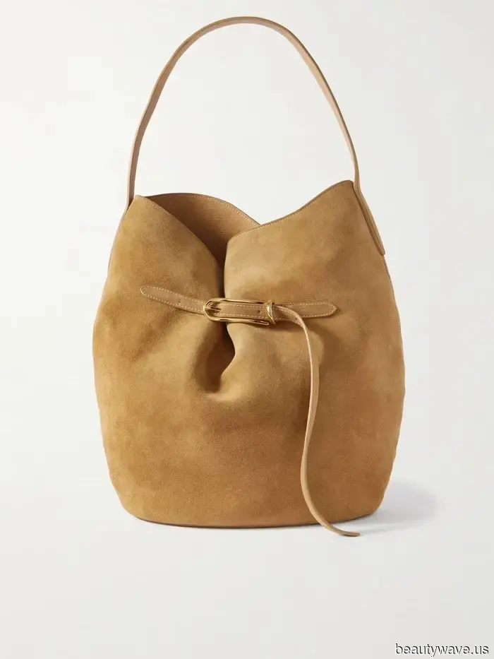 Before you purchase a black bag, consider this anti-trend color that is far more stylish and enduring.