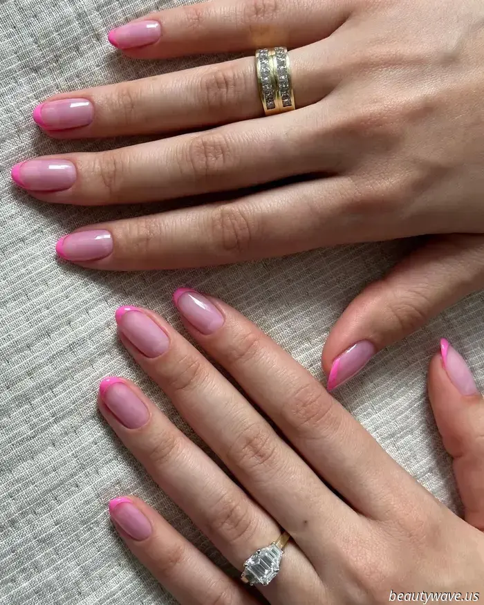 Beauty Editors Concur: This Simplistic French Manicure Trend Is an Evergreen Attraction.